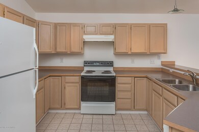 SPACIOUS KITCHEN