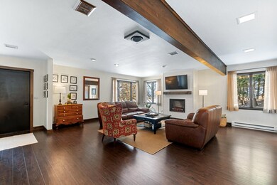 11_107ManyLakesDrive_2034_HiRes
