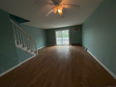 1001 Old Colony Rd unit 2-4, Meriden, CT 06451 - photo 6