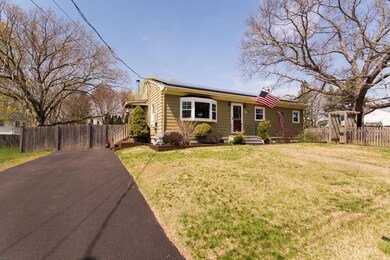 76 Jules St, Fall River, MA 02720 - photo 2