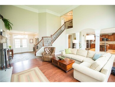 Flowing floor-plan makes this home an entertainer'