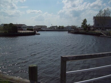 25 N Commodore Dr, Little Egg Harbor Township, NJ 08087 - photo 4