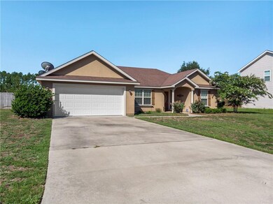 228 Victorian Lake Dr, Brunswick, GA 31525 - photo 2