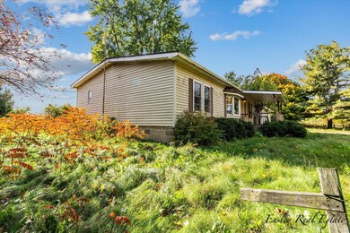 02-6141-W-Carson-City-Rd-WindowStill-Rea