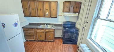 585 Arthur St unit 1R, Hazleton, PA 18201 - photo 3