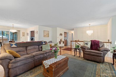 1 Holly Hill Dr, Asheville, NC 28806 - photo 5