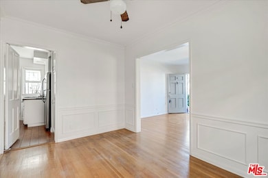 142 N Hamilton Dr unit A, Beverly Hills, CA 90211 - photo 3