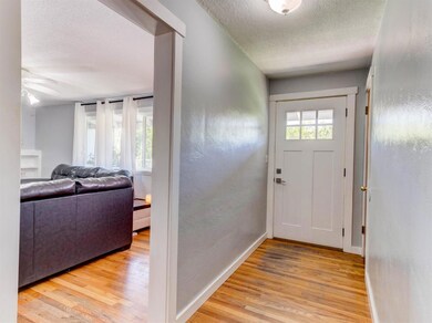 1301 Springbrook Rd, Medford, OR 97504 - photo 3