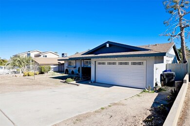 13955 Arrowhead Dr, Victorville, CA 92395 - photo 3