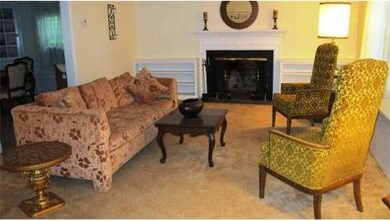 28 Wamsutta Ave, Worcester, MA 01602 - photo 2