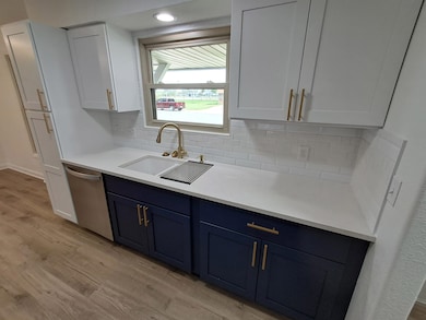 319 Jonathan St, Maize, KS 67101 - photo 4