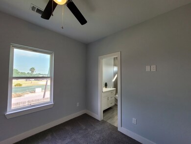 10202 Jessalyn Ln, Houston, TX 77075 - photo 5