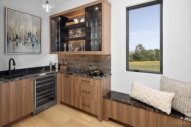 2920 Three Oaks Ln, Cincinnati, OH 45209 - photo 6