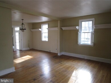 607 Cold Spring Ave, West Collingswood, NJ 08107 - photo 4