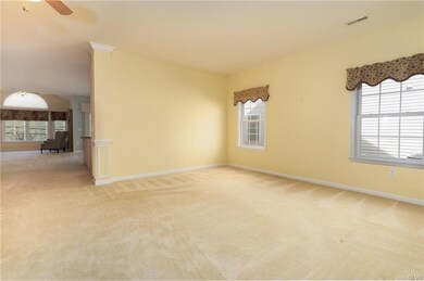 5057 Valley Stream Ln unit 76, Macungie, PA 18062 - photo 3