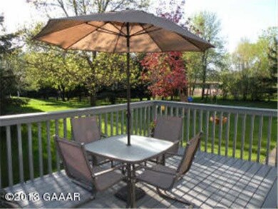 1502 Armstrong Cir NW, Alexandria, MN 56308 - photo 5