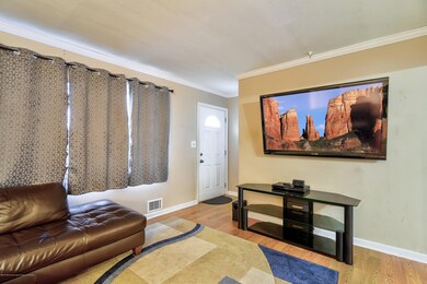 003_Living Room