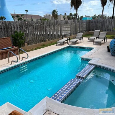 200 W Mesquite St unit 5, South Padre Island, TX 78597 - photo 2