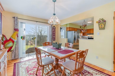 833 Serben Dr, Cincinnati, OH 45233 - photo 5