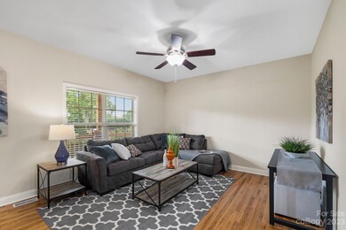 126 Sandy Creek Dr, Gastonia, NC 28052 - photo 3