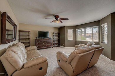 103-FrontRoom_1