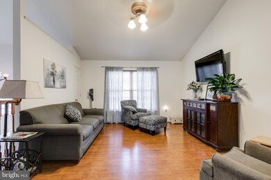 102 Surrey Dr, Ruther Glen, VA 22546 - photo 4