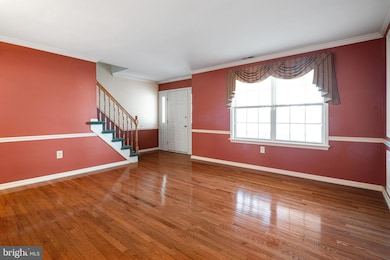 21 Tree Bark Ln, Southampton, PA 18966 - photo 2