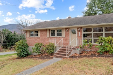 1716 Monte Vista Dr, Pulaski, VA 24301 - photo 2