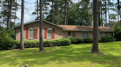 351 Grady St SE, Cairo, GA 39828 - photo 2