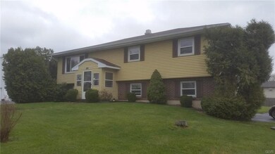 7552 Richard Ln, Bath, PA 18014 - photo 2
