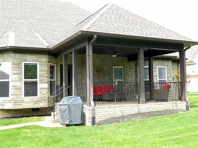 18x16 covered back porch with grill pad