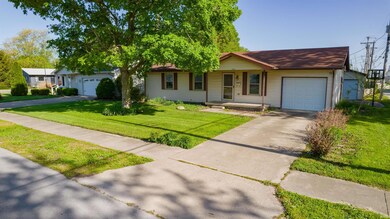 330 Dearborn St, Tipton, IN 46072 - photo 2