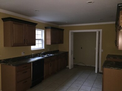 214 Sitton St, Liberty, SC 29657 - photo 2