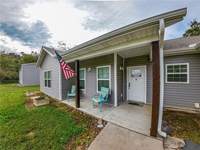 19861 E 578 Rd, Colcord, OK 74338 - photo 2