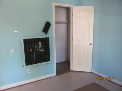 2224 E Lynn St, Anderson, IN 46016 - photo 5