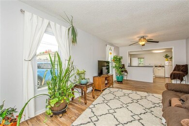 5906 S Union St, Des Moines, IA 50315 - photo 4