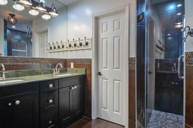 1140 Chestnut Ln unit 1140, Hollywood, FL 33019 - photo 7