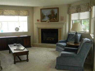 31 Lebeaux Dr, Shrewsbury, MA 01545 - photo 4