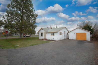 3532 Bristol Ave, Klamath Falls, OR 97603 - photo 2