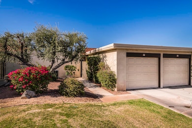 653 N Palomar Cir, Palm Springs, CA 92262 - photo 3