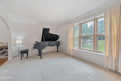 228 Vincenza Ln, Schenectady, NY 12303 - photo 2