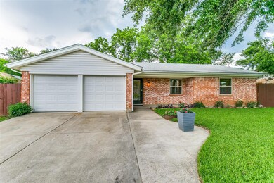 1917 Knoxville Dr, Bedford, TX 76022 - photo 2