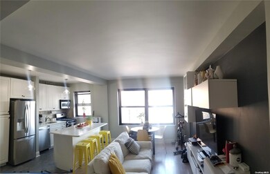 Walden Terrace unit 1W, Rego Park, NY 11374 - photo 6