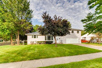 3711 Meadow Dr, Rolling Meadows, IL 60008 - photo 2