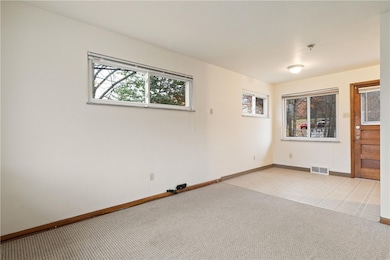 718 W Ingomar Rd unit 2, Pittsburgh, PA 15237 - photo 6