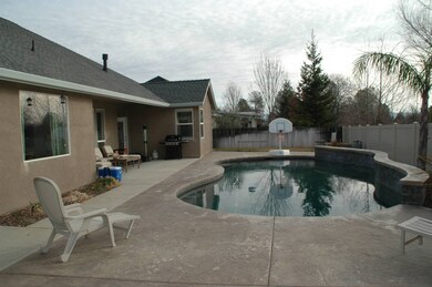 Gorgeous Pebbletec Pool