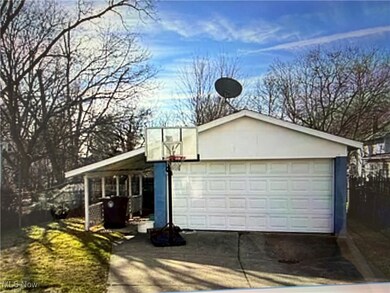 616 W Thornton St, Akron, OH 44307 - photo 5