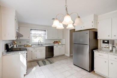 10 Everett St unit B, Wellesley, MA 02482 - photo 6