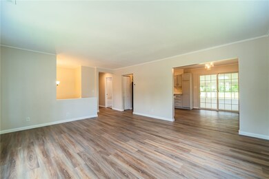 2722 Otterbein Dr, Allison Park, PA 15101 - photo 4