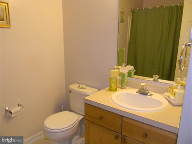 27 Andover Ct, Bordentown, NJ 08505 - photo 6